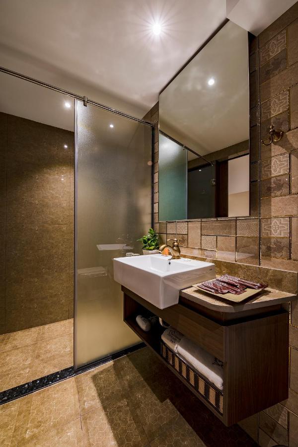 Sunflower Luxury Hotel Cidade de Ho Chi Minh Exterior foto